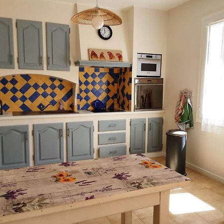 Вілла La Bonbonne En Provence Travaillan Екстер'єр фото