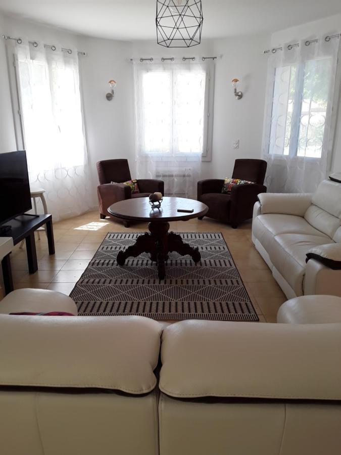 Вілла La Bonbonne En Provence Travaillan Екстер'єр фото