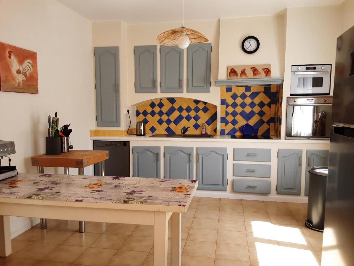 Вілла La Bonbonne En Provence Travaillan Екстер'єр фото